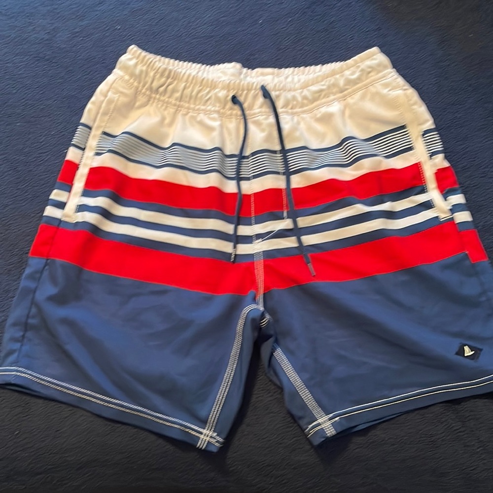 Swim trunks small sperry